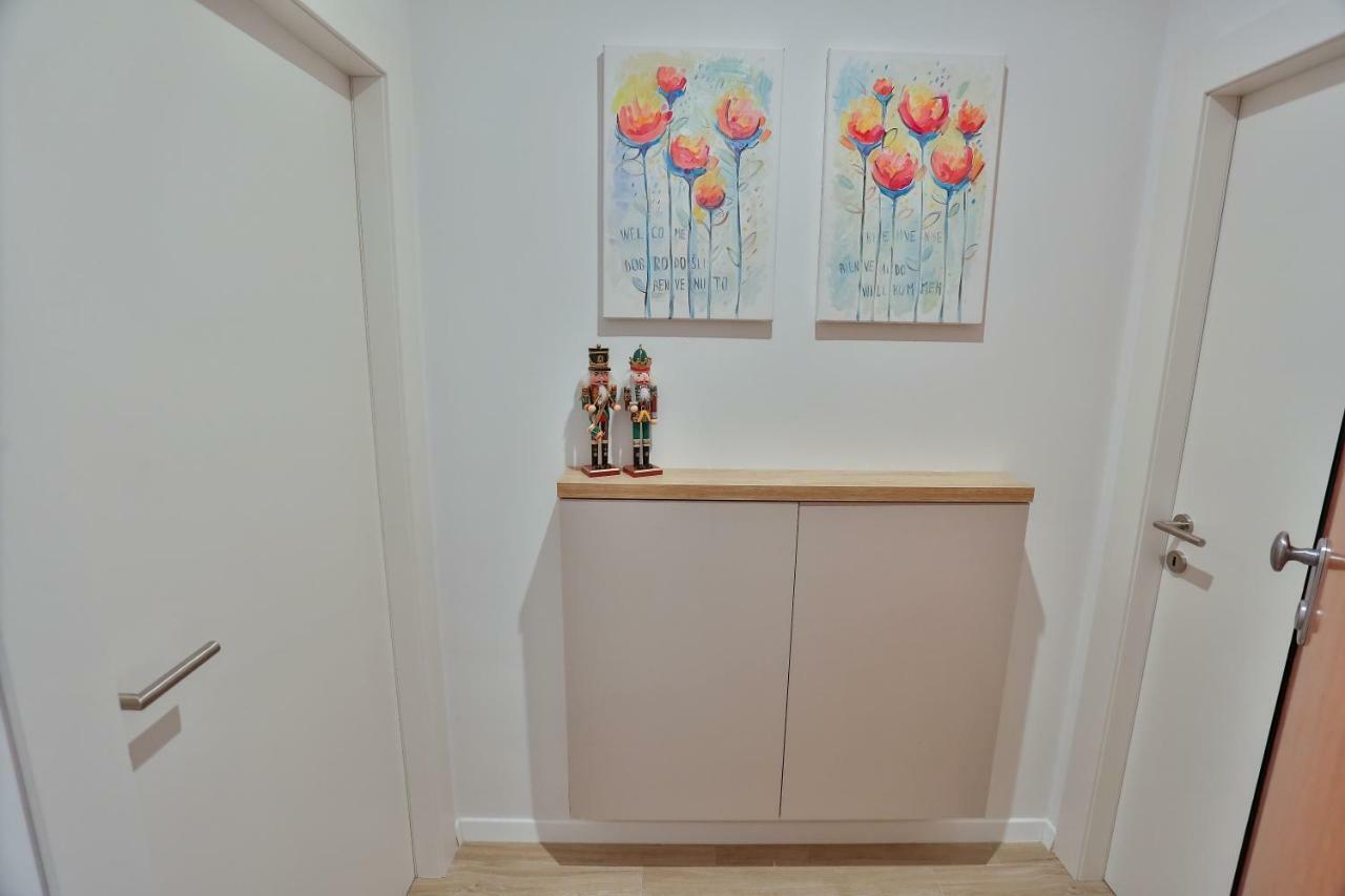 Luxury Urban Villa Apartments With Jacuzzi Σπλιτ Εξωτερικό φωτογραφία